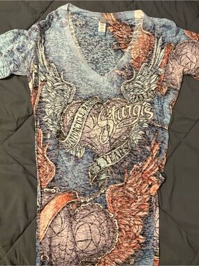 Sturgis Graphic V-Neck Tee in Blue and Coral